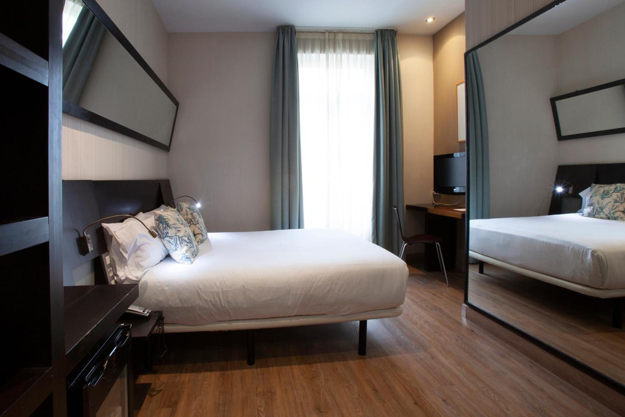 Petit Palace Ruzafa Valencia Room photo
